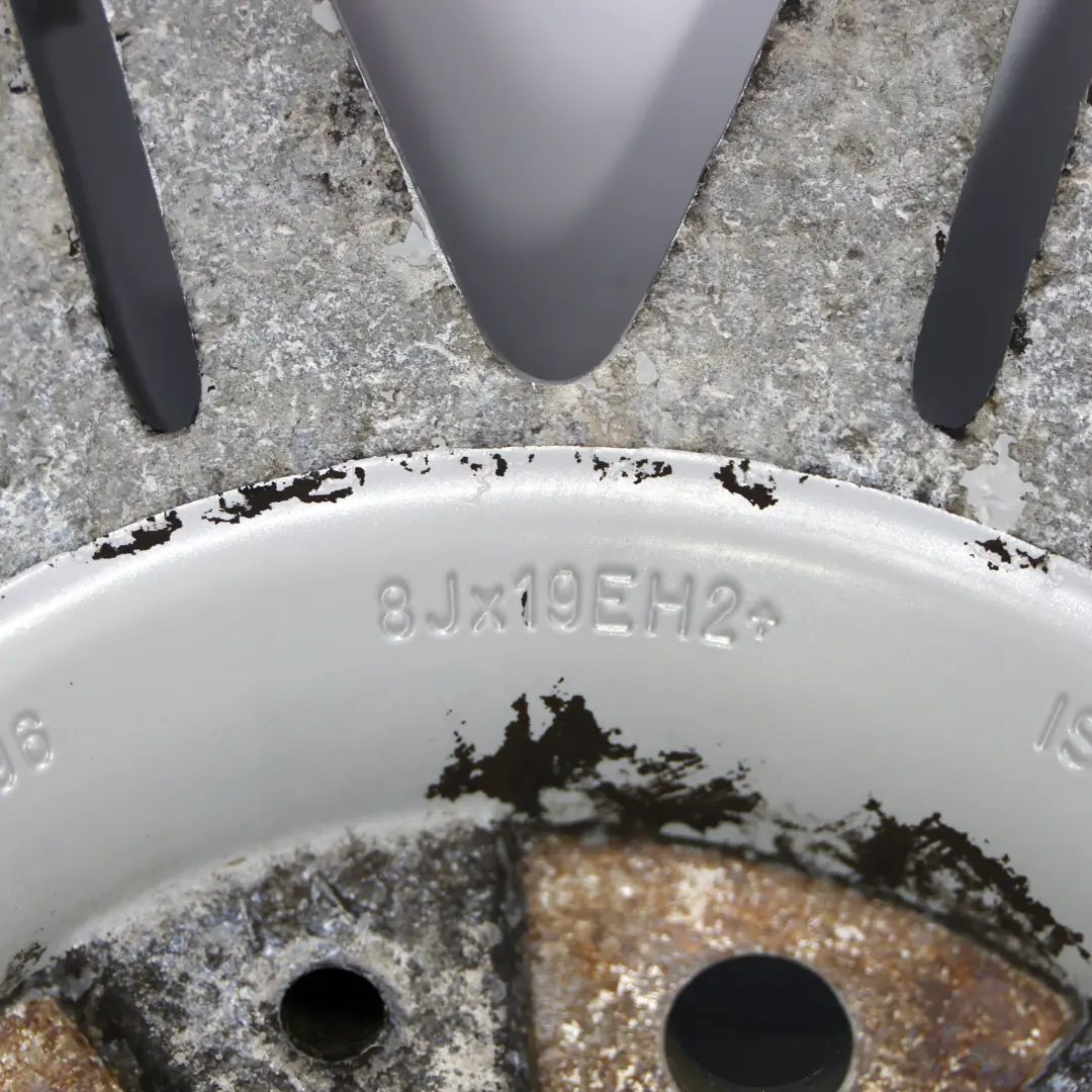 Jante Alliage Argent 19" M Doubles Rayons 225 ET:30 8J pour BMW X1 E84 à propos du numéro de pièce 7847083 BMW X1 E84 Jante Alliage Argent 19" M Doubles Rayons 225 ET:30 8J - SKU 7847083-2 - Numéro de pièce 7847083