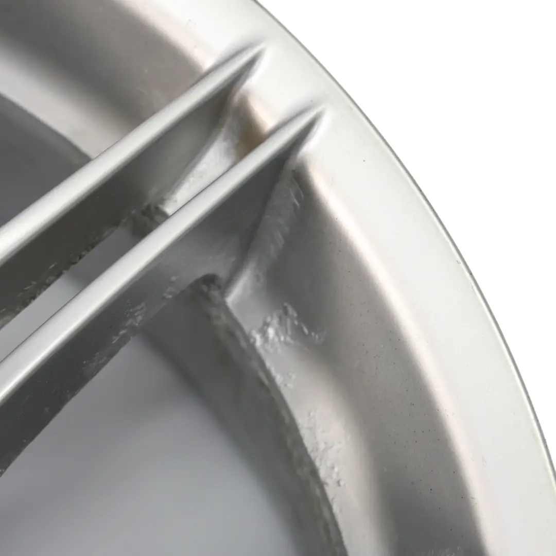 Srebrna Felga Aluminiowa 19" M Styling 225 ET:30 8J do BMW X1 E84 o numerze 7847083 BMW X1 E84 Srebrna Felga Aluminiowa 19" M Styling 225 ET:30 8J - SKU 7847083-2 - Numer Części 7847083