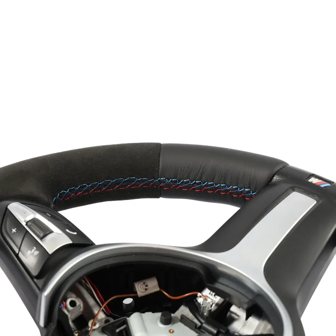 BMW F20 F21 F22 F30 F31 F32 F33 M Sport Volant avec NEUF Noir Cuir / Alcantara - SKU 7848338-4 - Numéro de pièce 7848338