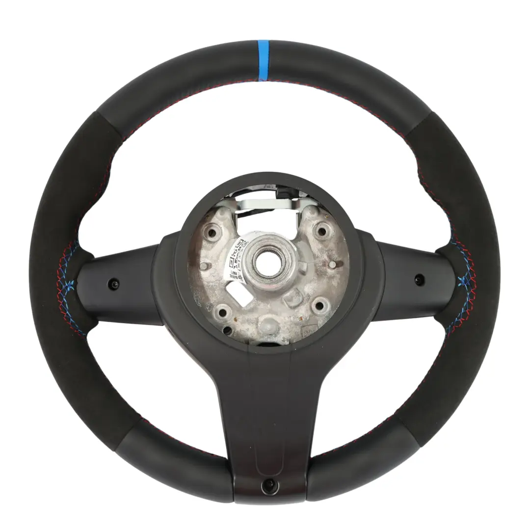 Volant avec NEUF Noir Cuir / Alcantara pour BMW F20 F21 F22 F30 F31 F32 F33 M Sport à propos du numéro de pièce 7848338 BMW F20 F21 F22 F30 F31 F32 F33 M Sport Volant avec NEUF Noir Cuir / Alcantara - SKU 7848338-4 - Numéro de pièce 7848338