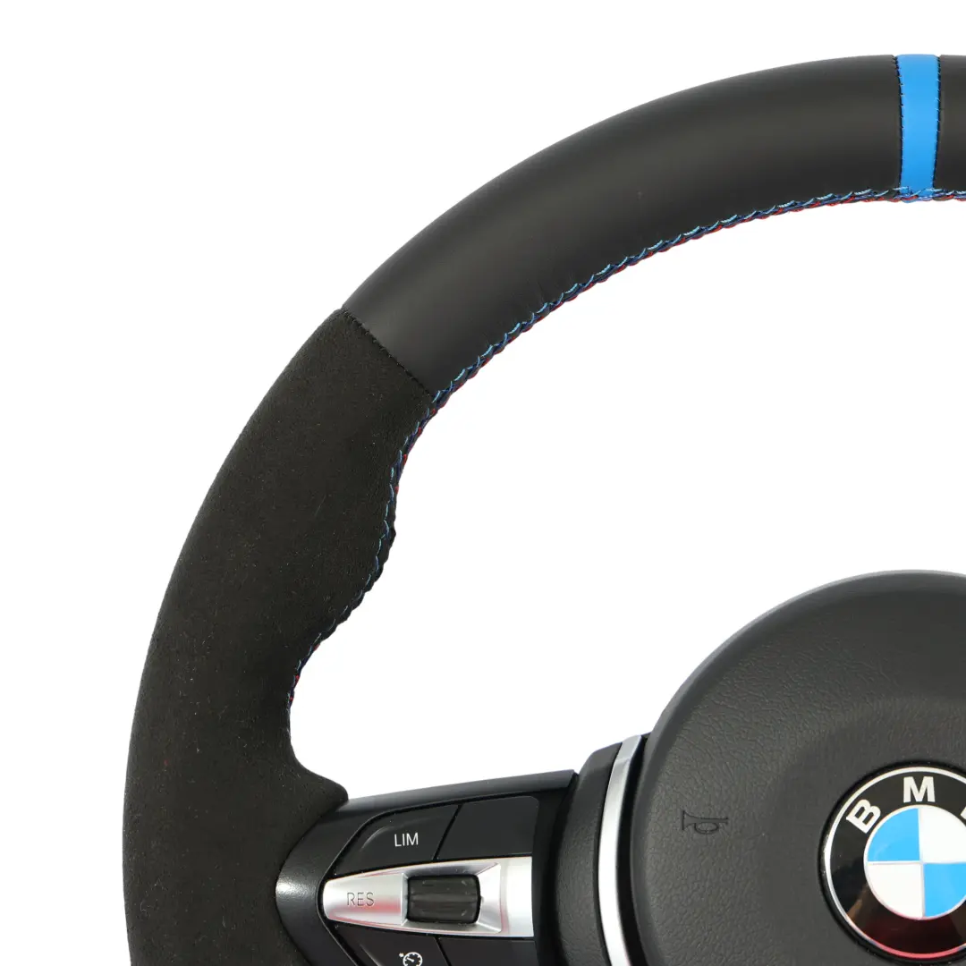 NEU Schwarz Leder / Alcantara Lenkrad für BMW F20 F21 F30 F31 F32 M Sport mit Teilenummer 7848338 BMW F20 F21 F30 F31 F32 M Sport NEU Schwarz Leder / Alcantara Lenkrad - SKU 7848338-4-SET - Teilenummer 7848338