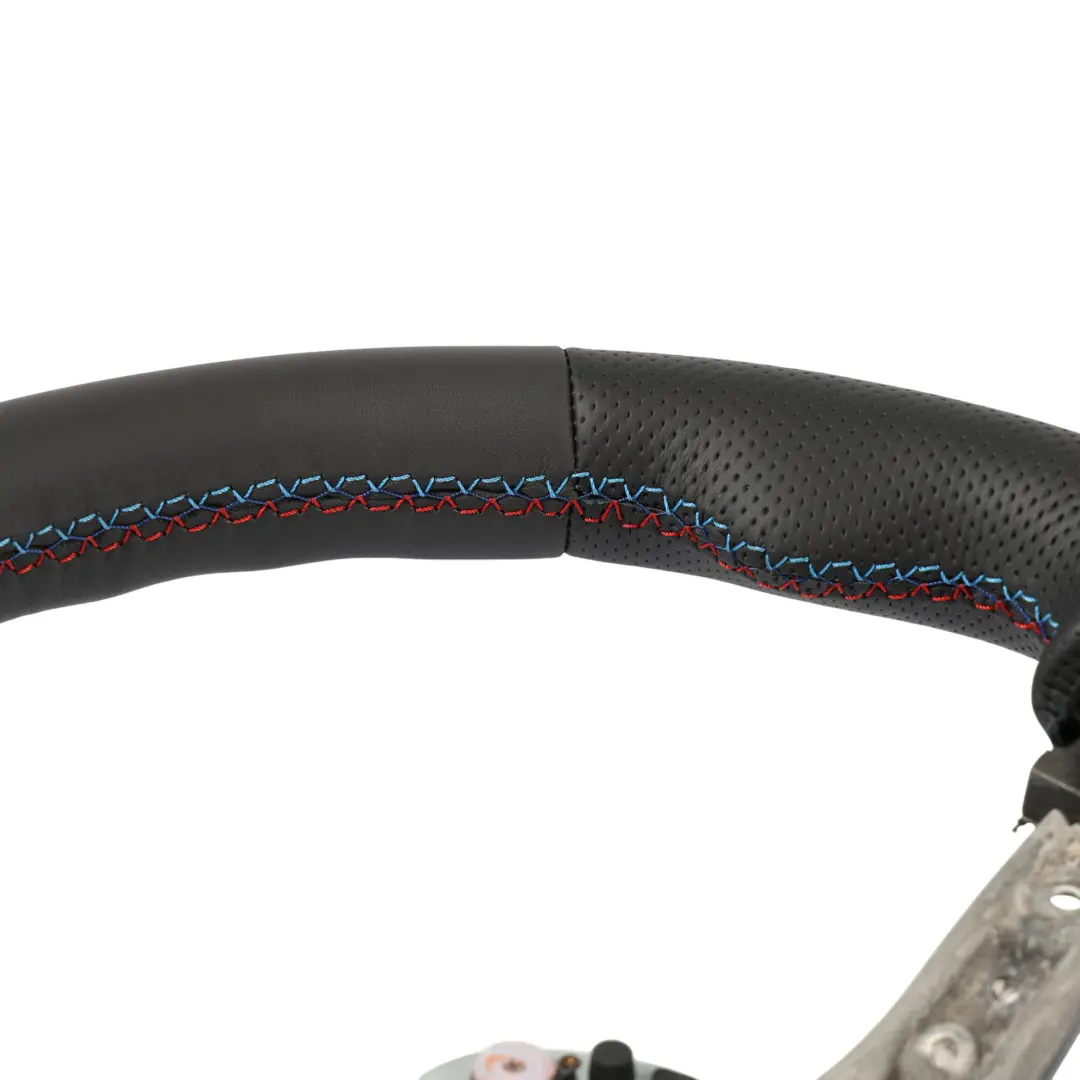 Volant Sport M En Cuir Noir pour BMW X3 F25 X4 F26 X5 F15 X6 F16 à propos du numéro de pièce 7851498 BMW X3 F25 X4 F26 X5 F15 X6 F16 Volant Sport M En Cuir Noir - SKU 7851498-3 - Numéro de pièce 7851498