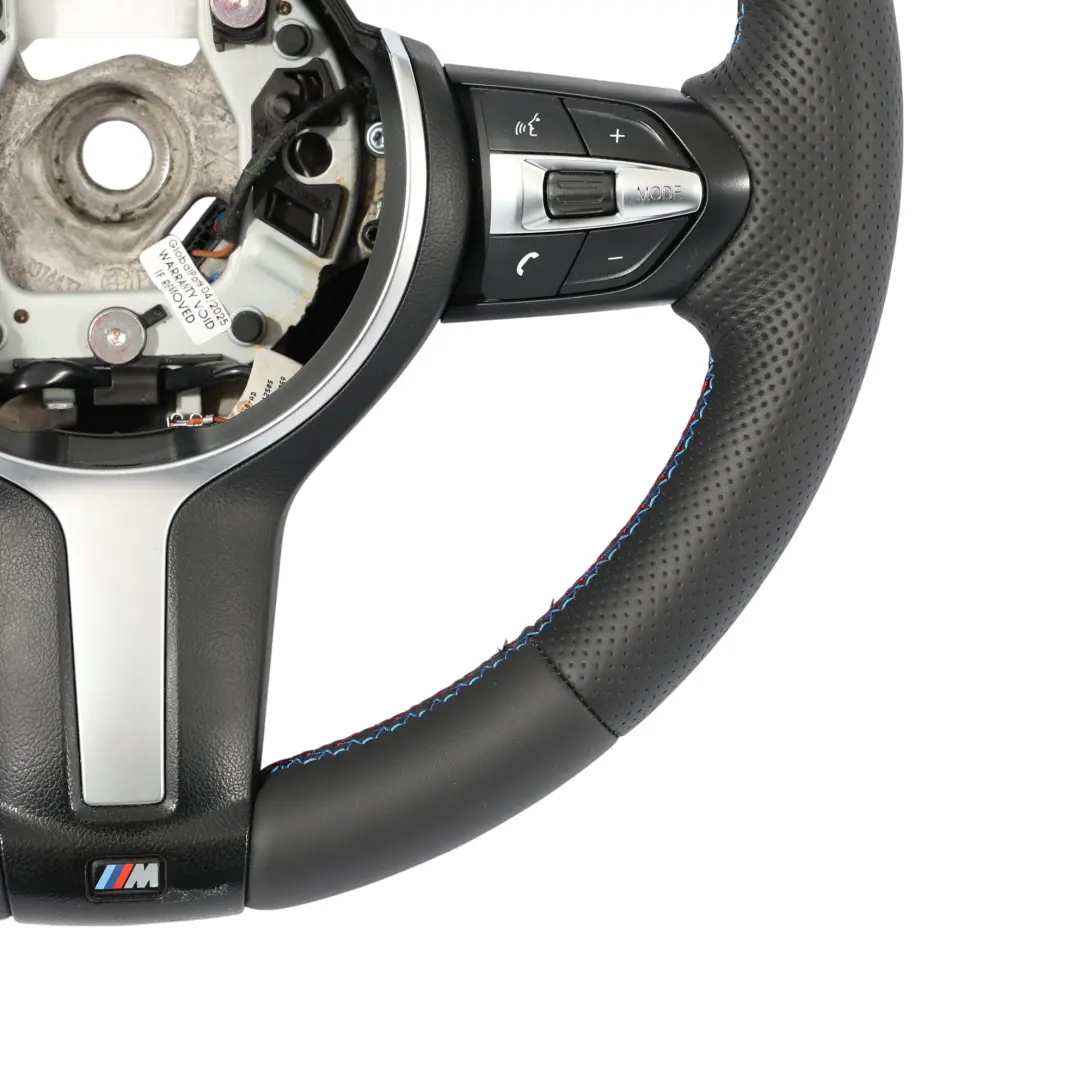 NUEVO Cuero Negro Tricolor para Volante BMW F45 F46 M Sport con número de pieza 7851521 Volante BMW F45 F46 M Sport NUEVO Cuero Negro Tricolor - SKU 7851521-2 - Número de pieza 7851521