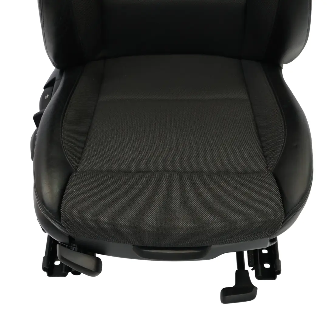 Siège Sport Avant Droit BMW E81 E82 Intérieur En Tissu Similicuir Noir pour à propos du numéro de pièce 7903452 Siège Sport Avant Droit BMW E81 E82 Intérieur En Tissu Similicuir Noir - SKU 7903452-2 - Numéro de pièce 7903452