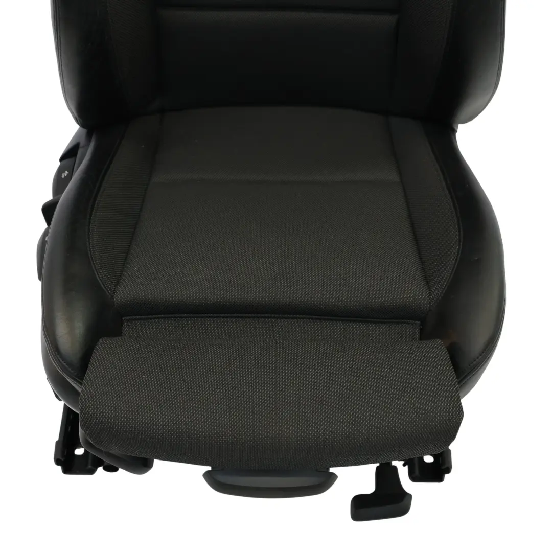 Sedile Anteriore Sportivo BMW E81 E82 Destro Interno Panno Finta Pelle Nero per con numero di parte 7903452 Sedile Anteriore Sportivo BMW E81 E82 Destro Interno Panno Finta Pelle Nero - SKU 7903452-2 - Numero di parte 7903452