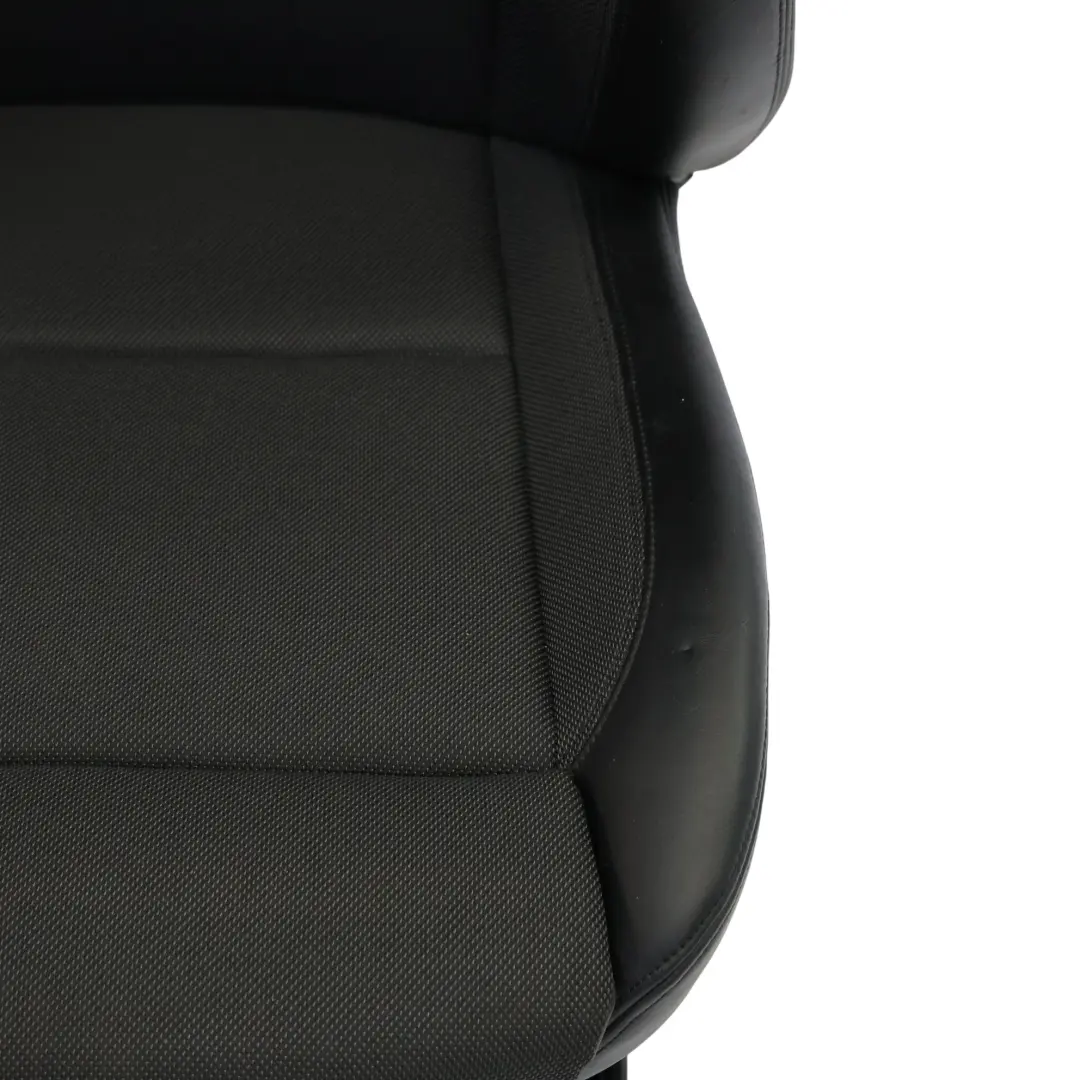 Sedile Anteriore Sportivo BMW E81 E82 Destro Interno Panno Finta Pelle Nero per con numero di parte 7903452 Sedile Anteriore Sportivo BMW E81 E82 Destro Interno Panno Finta Pelle Nero - SKU 7903452-2 - Numero di parte 7903452