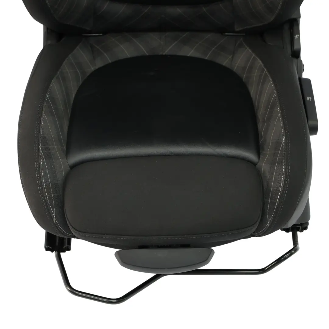 Asiento Delantero Izquierdo Interior Medio Cuero Negro Carbono para Mini F55 Sport con número de pieza 7939983 Mini F55 Sport Asiento Delantero Izquierdo Interior Medio Cuero Negro Carbono - SKU 7939983-2 - Número de pieza 7939983