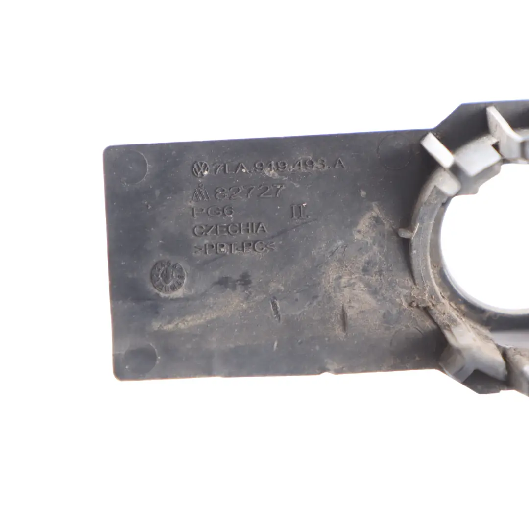 Mount Bracket Holder PDC Sensor Front to Volkswagen VW Transporter T6 with Part number 7LA919493A Volkswagen VW Transporter T6 Mount Bracket Holder PDC Sensor Front - SKU 7LA919493A - Part number 7LA919493A