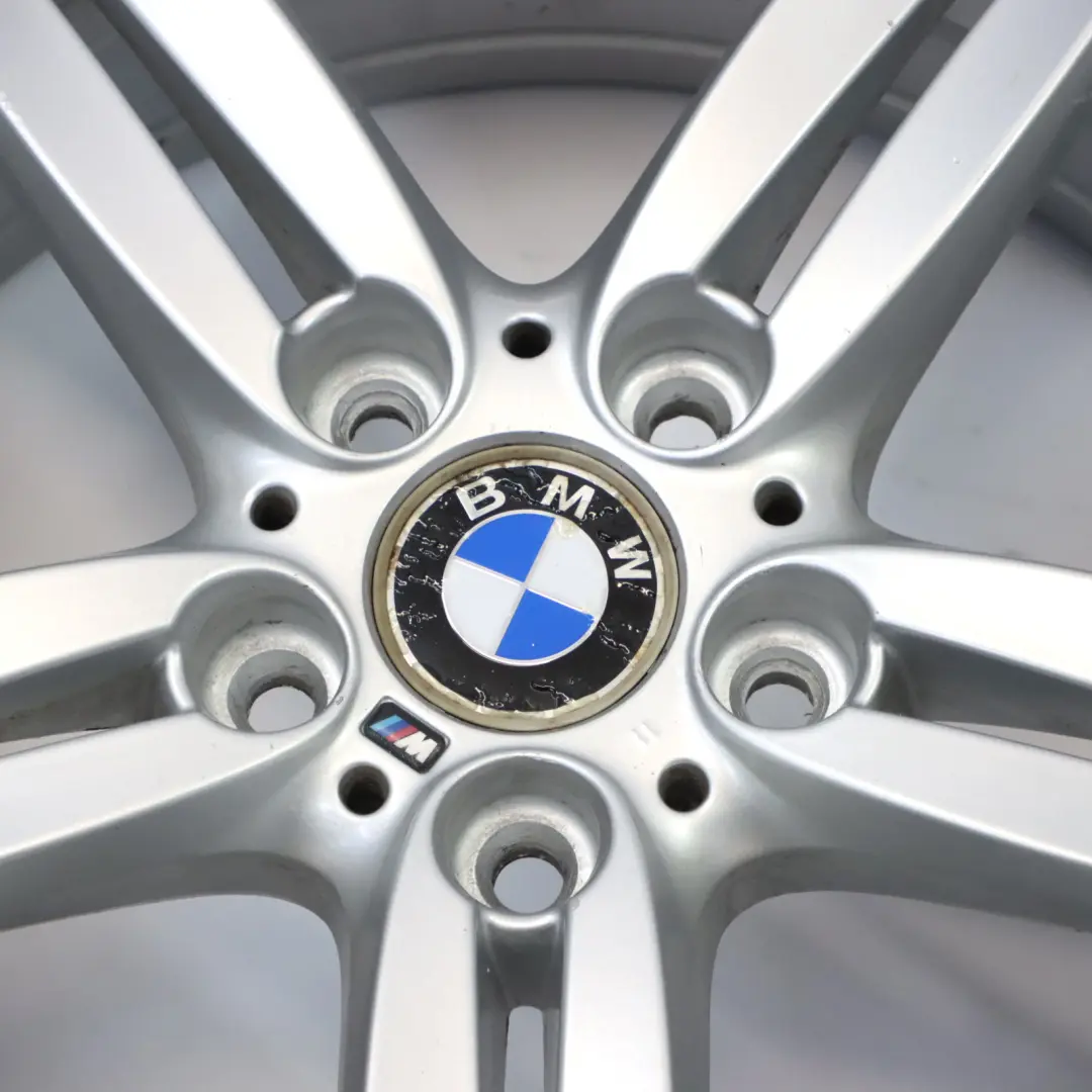 Silber Hinten Alufelge Rad Felge 18" M Doppelspeichen 208 8J für BMW 1 er E81 E87 mit Teilenummer 8036940 BMW 1 er E81 E87 Silber Hinten Alufelge Rad Felge 18" M Doppelspeichen 208 8J - SKU 8036940-3 - Teilenummer 8036940