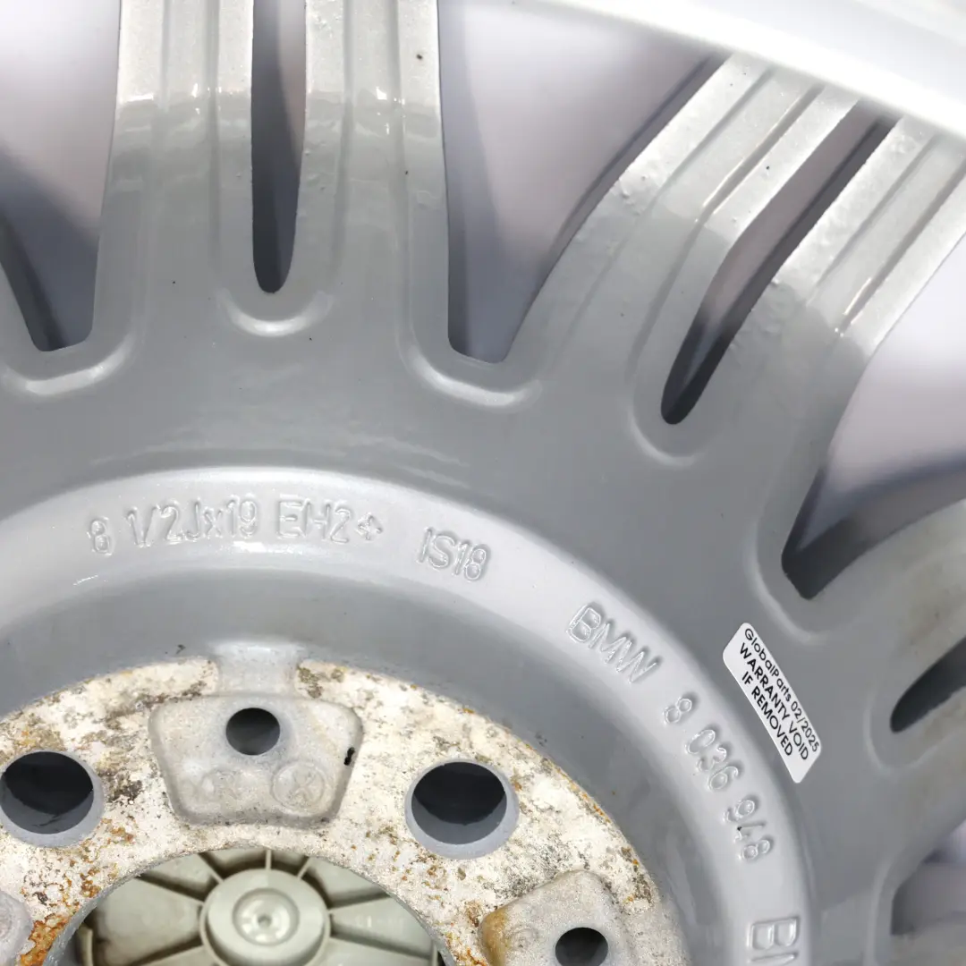 Vorne Alu Felge Alufelge 19" 8,5J ET:18 M Doppelspeiche 172 für BMW 5 er E60 E61 mit Teilenummer 8036948 BMW 5 er E60 E61 Vorne Alu Felge Alufelge 19" 8,5J ET:18 M Doppelspeiche 172 - SKU 8036948-2 - Teilenummer 8036948