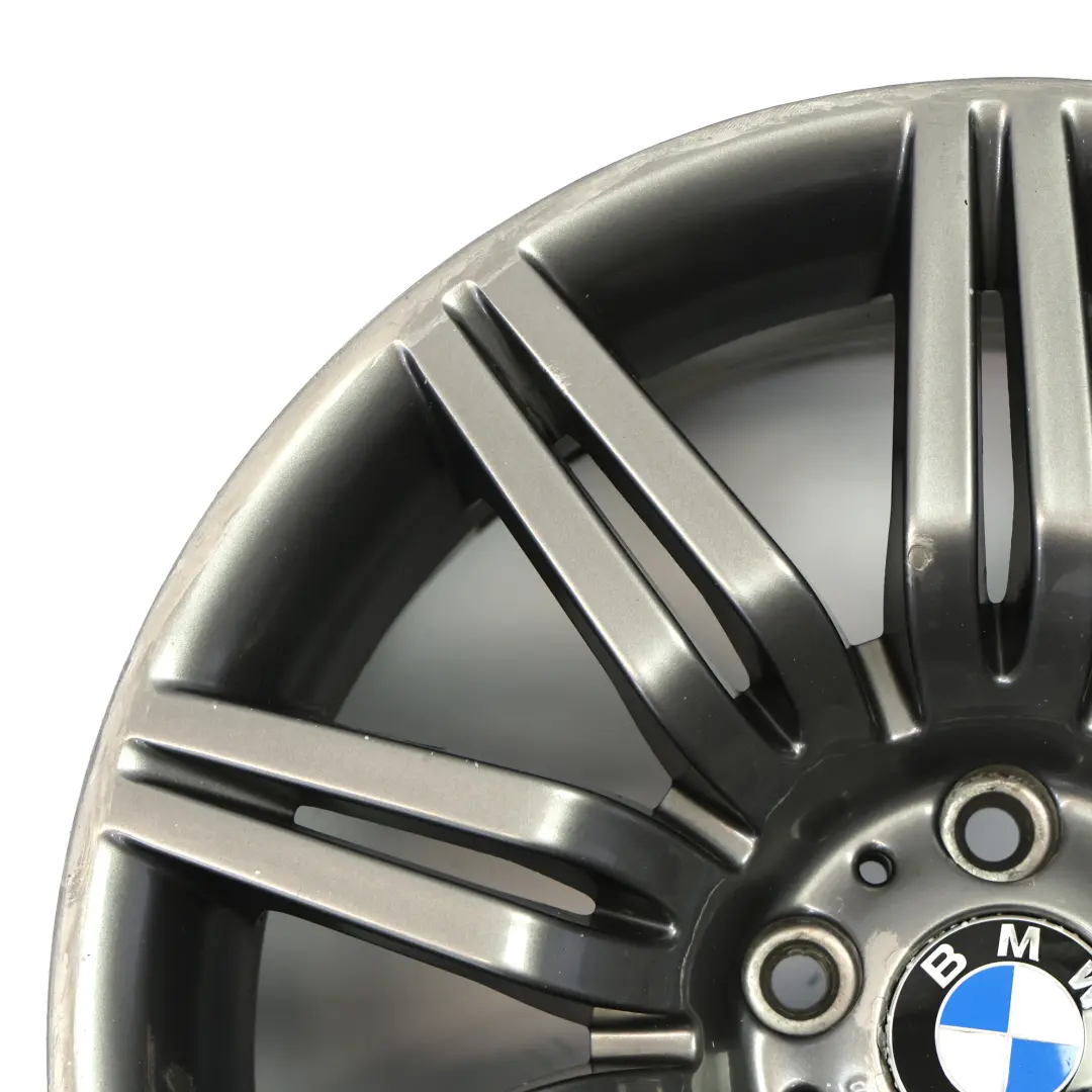 Jante en alliage arrière 19" ET:32 9,5J M Double Spoke 172 pour BMW E60 E61 à propos du numéro de pièce 8036949 BMW E60 E61 Jante en alliage arrière 19" ET:32 9,5J M Double Spoke 172 - SKU 8036949-5 - Numéro de pièce 8036949