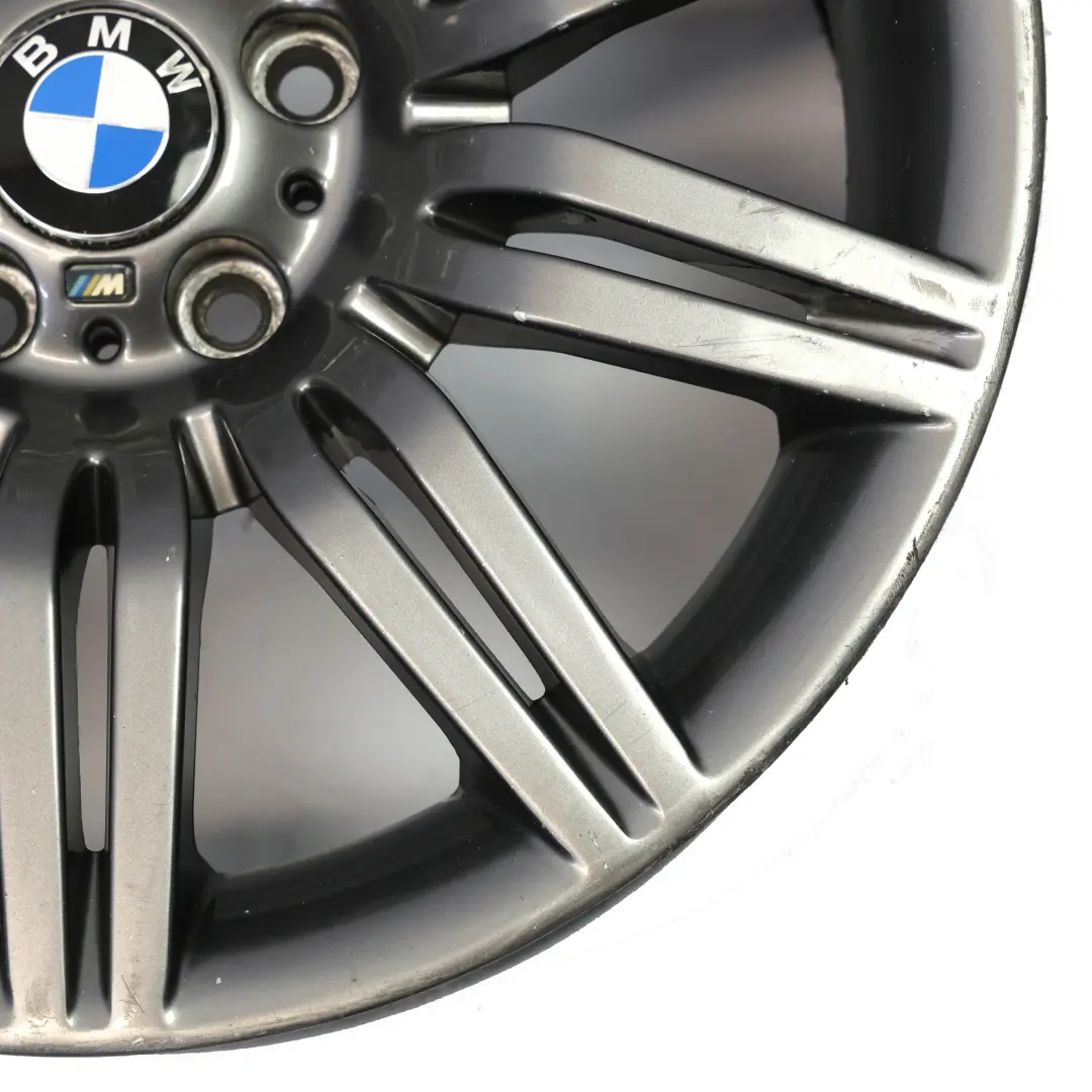 Jante en alliage arrière 19" ET:32 9,5J M Double Spoke 172 pour BMW E60 E61 à propos du numéro de pièce 8036949 BMW E60 E61 Jante en alliage arrière 19" ET:32 9,5J M Double Spoke 172 - SKU 8036949-5 - Numéro de pièce 8036949