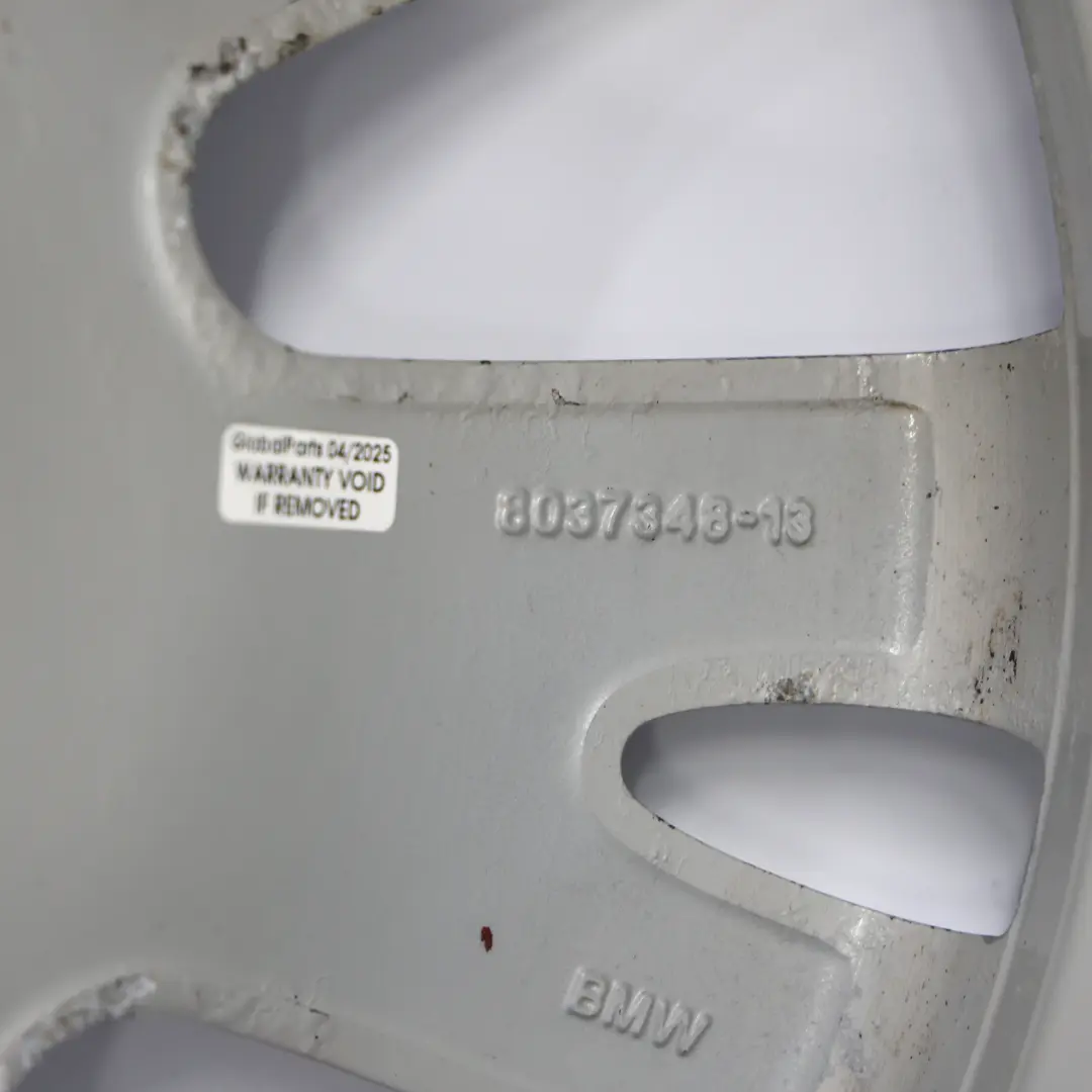 Aluefelge Alu Felge 19" V-Speiche 223 M-Sport ET:20 10J für BMW X5 er E70 mit Teilenummer 8037348 BMW X5 er E70 Aluefelge Alu Felge 19" V-Speiche 223 M-Sport ET:20 10J - SKU 8037348-2 - Teilenummer 8037348