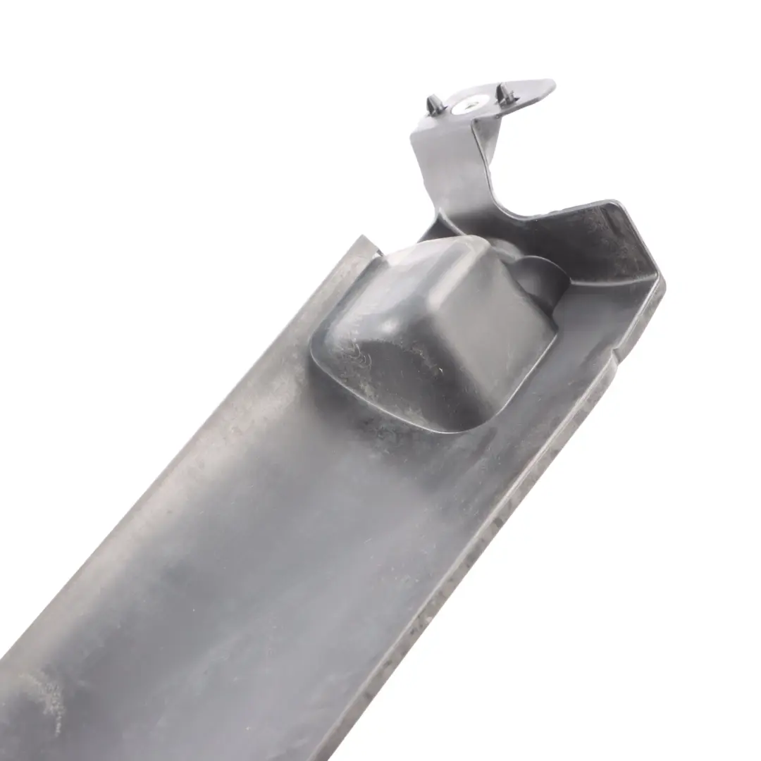 Duct BMW E90 E92 E93 Engine Oil Cooler Front Right Air Channel to Air with Part number 8040950 Air Duct BMW E90 E92 E93 Engine Oil Cooler Front Right Air Channel - SKU 8040950 - Part number 8040950