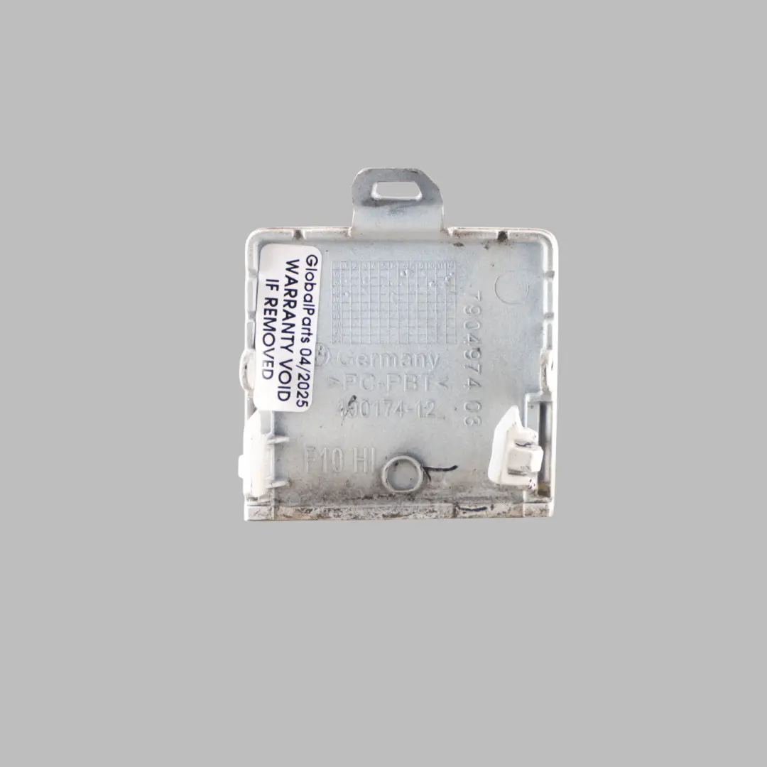 BMW F10 Heckstoßstange Abschleppöse Abdeckung Trim Alpinweiss Weiss - 300 - SKU 8048592-AW - Teilenummer 8048592