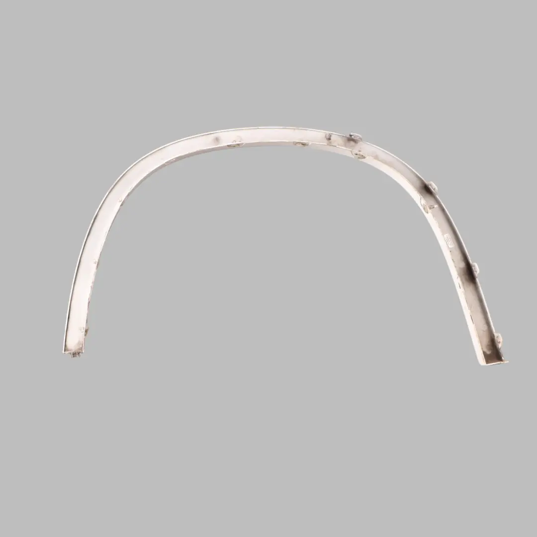 BMW X1 E84 Wheel Arch Cover Trim Front Left Alpinweiss 3 White - 300 8049940 - SKU 8049939-AW - Part number 8049939