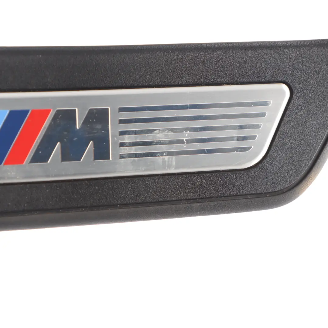 Striscia D'Ingresso Rivestimento Della Porta Set Davanzali per BMW F10 F11 M Sport con numero di parte 8050054 BMW F10 F11 M Sport Striscia D'Ingresso Rivestimento Della Porta Set Davanzali - SKU 8050054-3 - Numero di parte 8050054