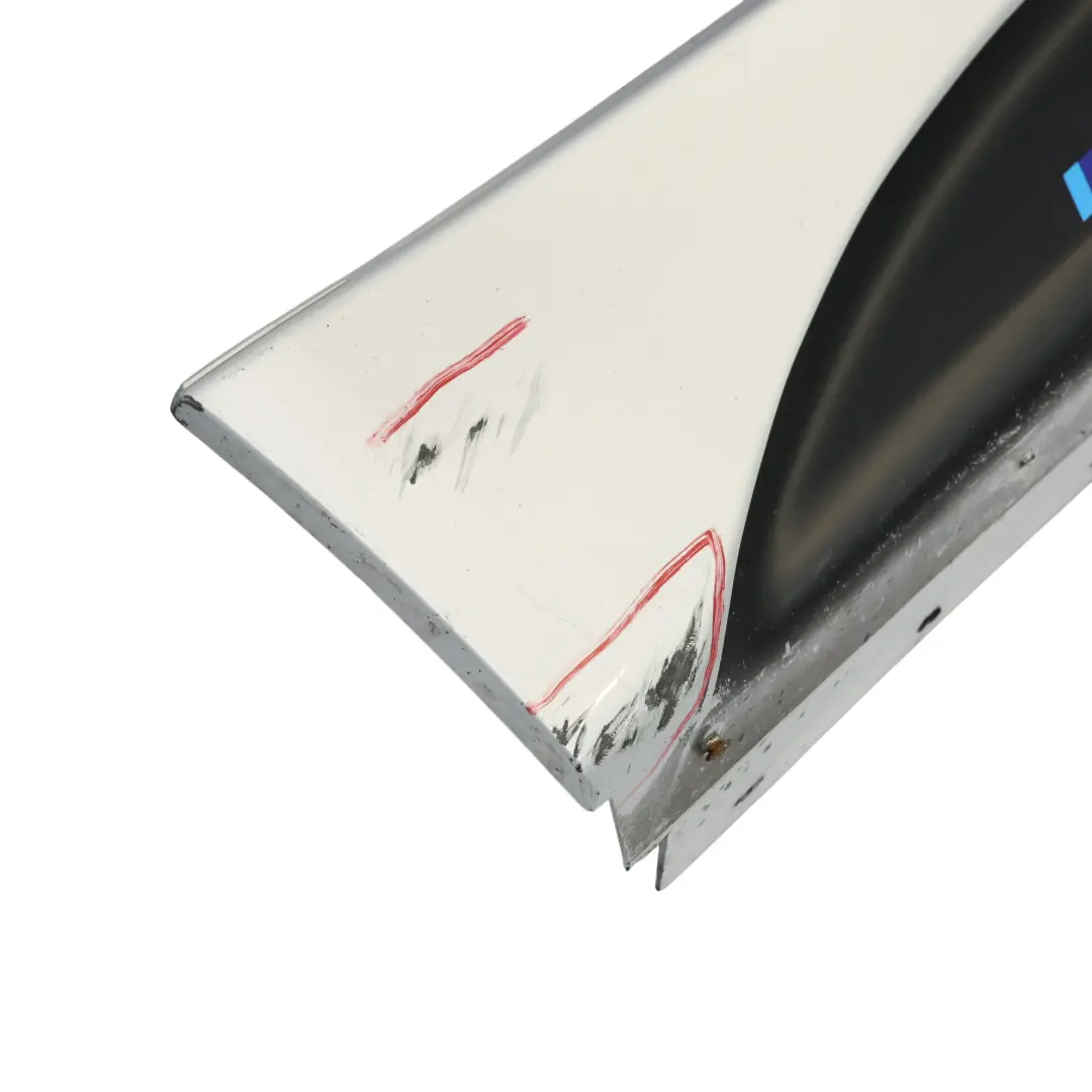 BMW F30 F31 Bande de seuil latérale M Sport Droite Glacier Silver - A83 - SKU 8056580-GSB - Numéro de pièce 8056580