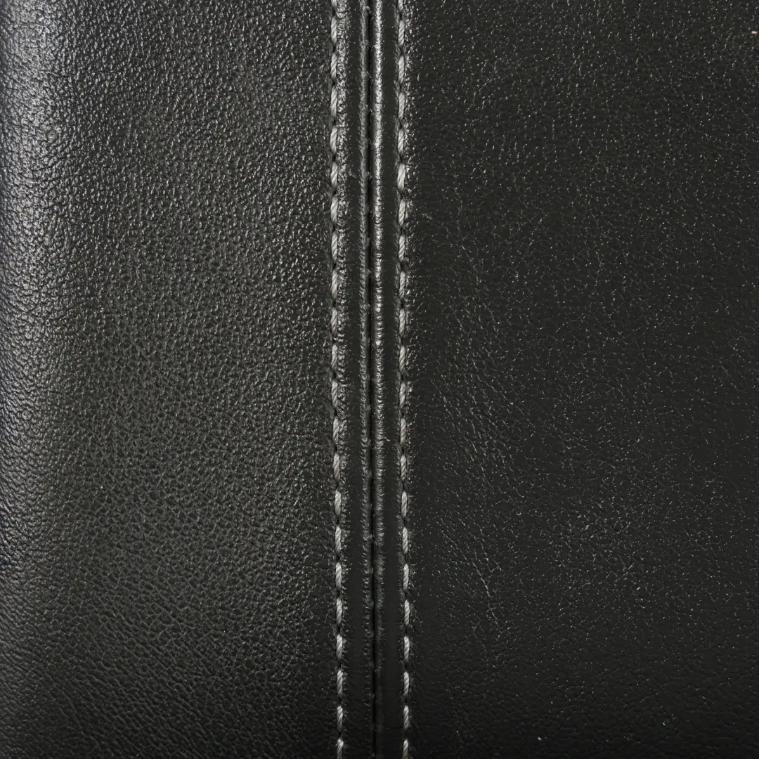 Garniture D'Accoudoir Arrière En Cuir Noir pour BMW F83 Cabriolet à propos du numéro de pièce 8058201 BMW F83 Cabriolet Garniture D'Accoudoir Arrière En Cuir Noir - SKU 8058201 - Numéro de pièce 8058201