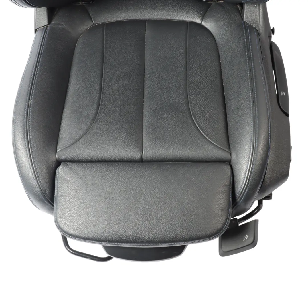 Asiento Deportivo Delantero Cuero Dakota Negro Izquierdo para BMW F44 F45 F46 con número de pieza 8061939 BMW F44 F45 F46 Asiento Deportivo Delantero Cuero Dakota Negro Izquierdo - SKU 8061939-1 - Número de pieza 8061939