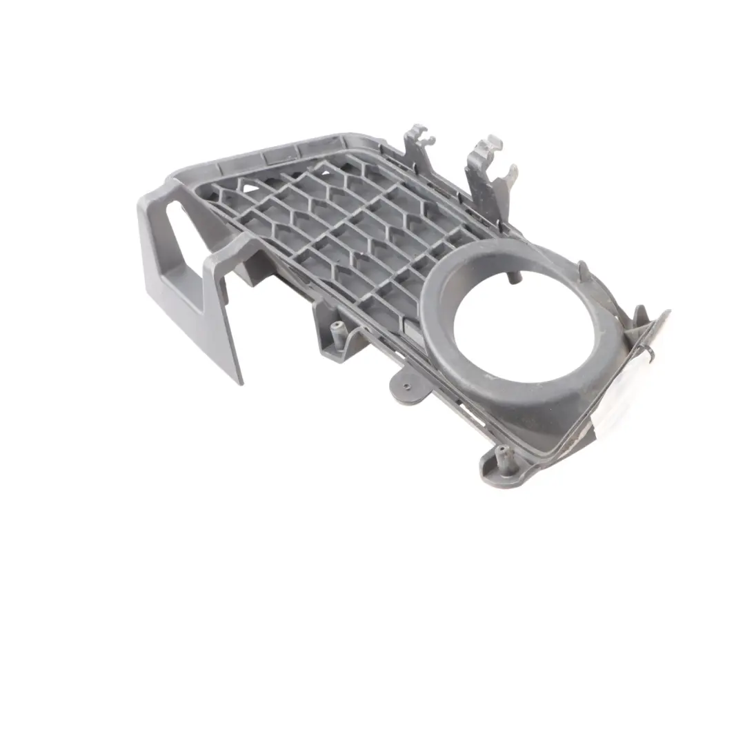 Kratka Zderzaka Lewy Przód Osłona LED M-Pakiet do BMW F30 F31 LCI o numerze 8062631 BMW F30 F31 LCI Kratka Zderzaka Lewy Przód Osłona LED M-Pakiet - SKU 8062631 - Numer Części 8062631