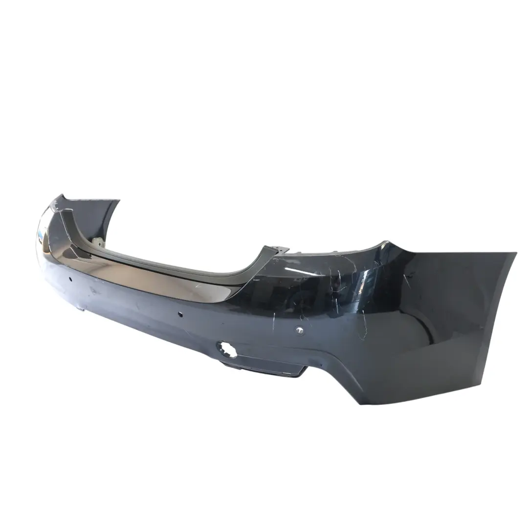 Tylny Zderzak M-Pakiet PDC Carbonschwarz Czarny Metalik - 416 do BMW F36 o numerze 8073080 BMW F36 Tylny Zderzak M-Pakiet PDC Carbonschwarz Czarny Metalik - 416 - SKU 8073080-CAR - Numer Części 8073080