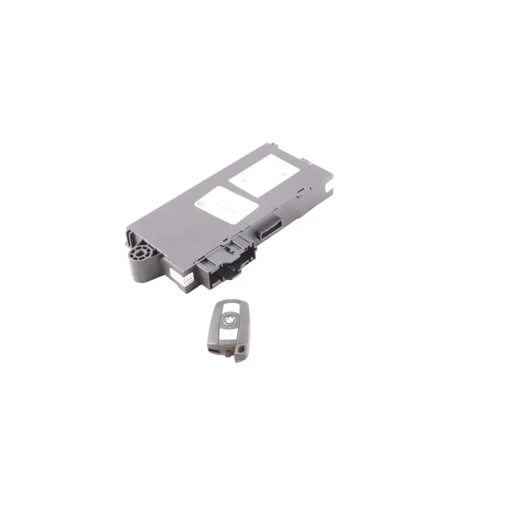 N47N Zestaw ECU CAS3 Kluczyk Manualna do BMW E90 E91 LCI 318d Diesel o numerze 8518268 BMW E90 E91 LCI 318d Diesel N47N Zestaw ECU CAS3 Kluczyk Manualna - SKU 8518268-4 - Numer Części 8518268