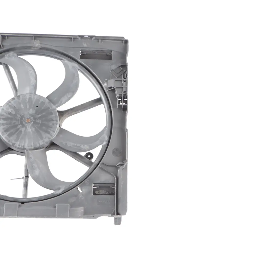 4.8i N52N N62N Engine Radiator Fan Cooling Unit Housing to BMW X5 E70 3.0si with Part number 8618238 BMW X5 E70 3.0si 4.8i N52N N62N Engine Radiator Fan Cooling Unit Housing - SKU 8618238 - Part number 8618238