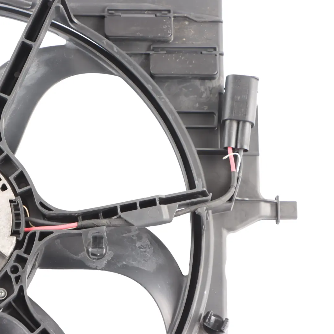 4.8i N52N N62N Engine Radiator Fan Cooling Unit Housing to BMW X5 E70 3.0si with Part number 8618238 BMW X5 E70 3.0si 4.8i N52N N62N Engine Radiator Fan Cooling Unit Housing - SKU 8618238 - Part number 8618238