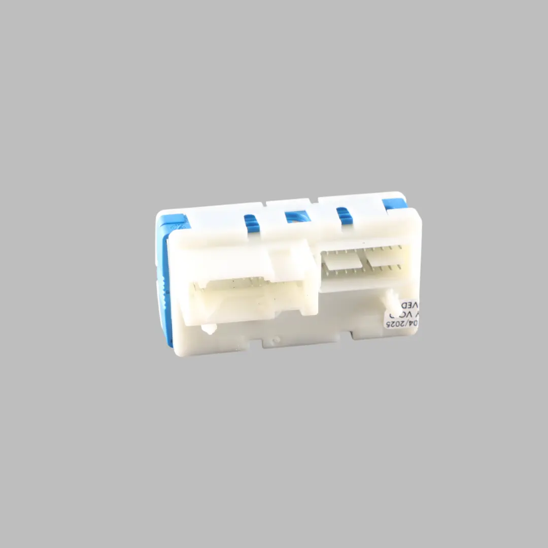 Distribution BMW G11 G12 G20 G30 Fuse Box LIN Control Unit Module to Power with Part number 8795479 Power Distribution BMW G11 G12 G20 G30 Fuse Box LIN Control Unit Module - SKU 8795479 - Part number 8795479