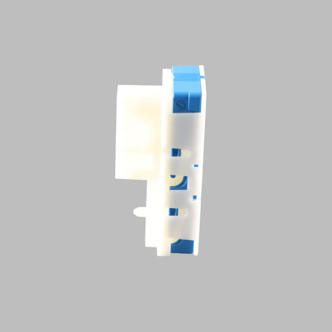 Distribution BMW G11 G12 G20 G30 Fuse Box LIN Control Unit Module to Power with Part number 8795479 Power Distribution BMW G11 G12 G20 G30 Fuse Box LIN Control Unit Module - SKU 8795479 - Part number 8795479