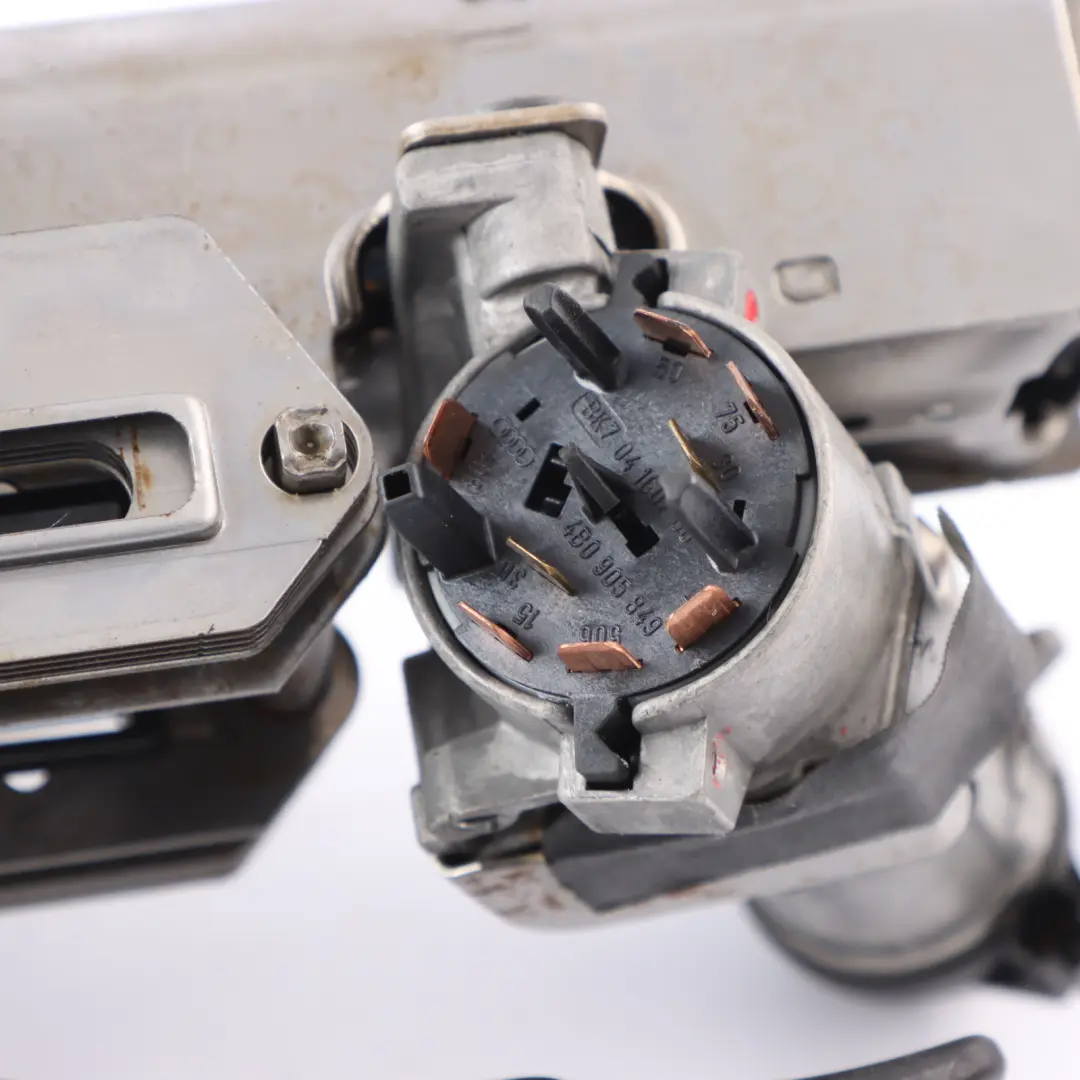 Columna Dirección Ajustable Bloqueo De Encendido para Audi A4 B6 8E Manual con número de pieza 8E0419502H Audi A4 B6 8E Manual Columna Dirección Ajustable Bloqueo De Encendido - SKU 8E0419502H - Número de pieza 8E0419502H