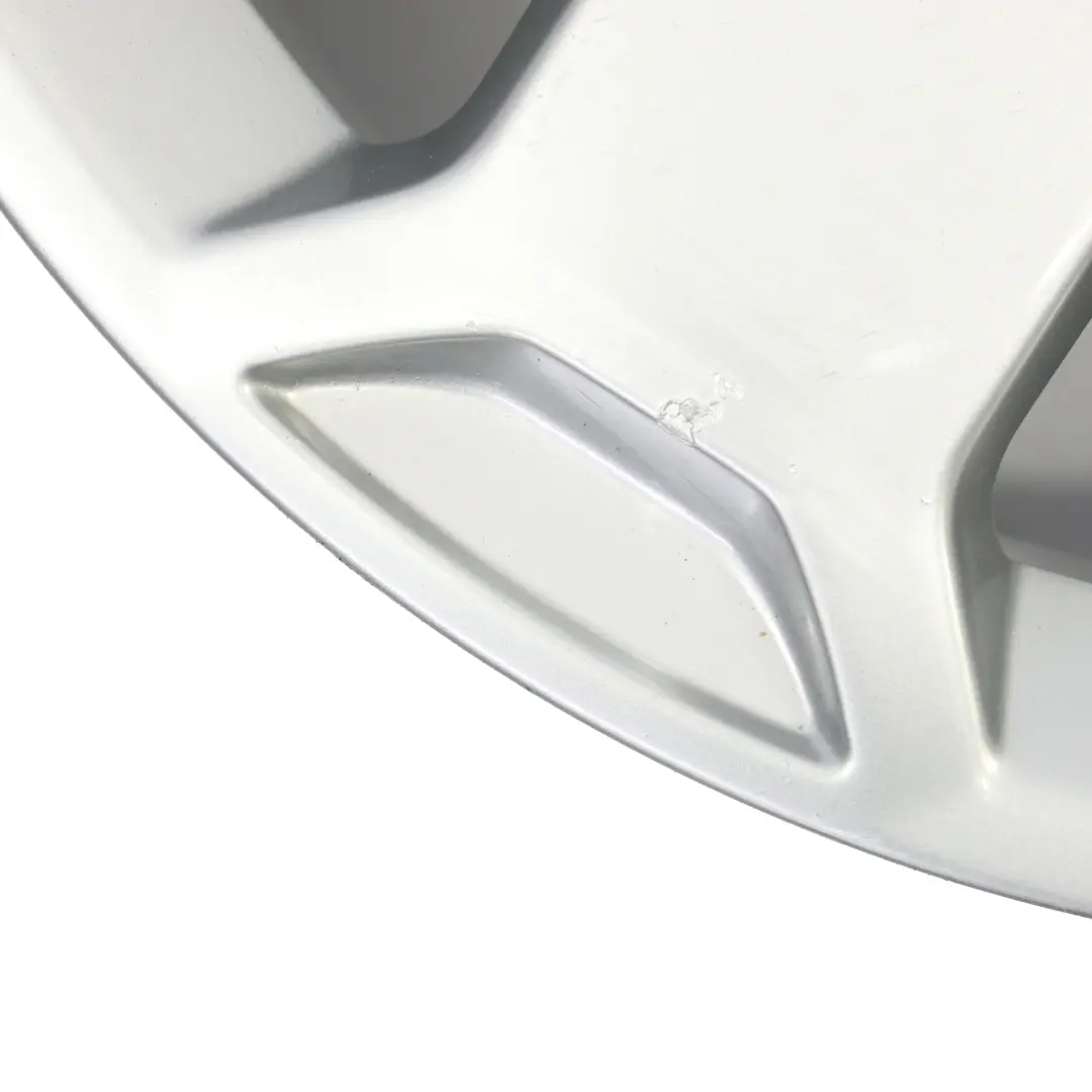 Silberne Leichtmetallfelge Alufelge 18" ET:45 8J für Audi A4 B7 8E mit Teilenummer 8E0601025L Audi A4 B7 8E Silberne Leichtmetallfelge Alufelge 18" ET:45 8J - SKU 8E0601025L-1 - Teilenummer 8E0601025L