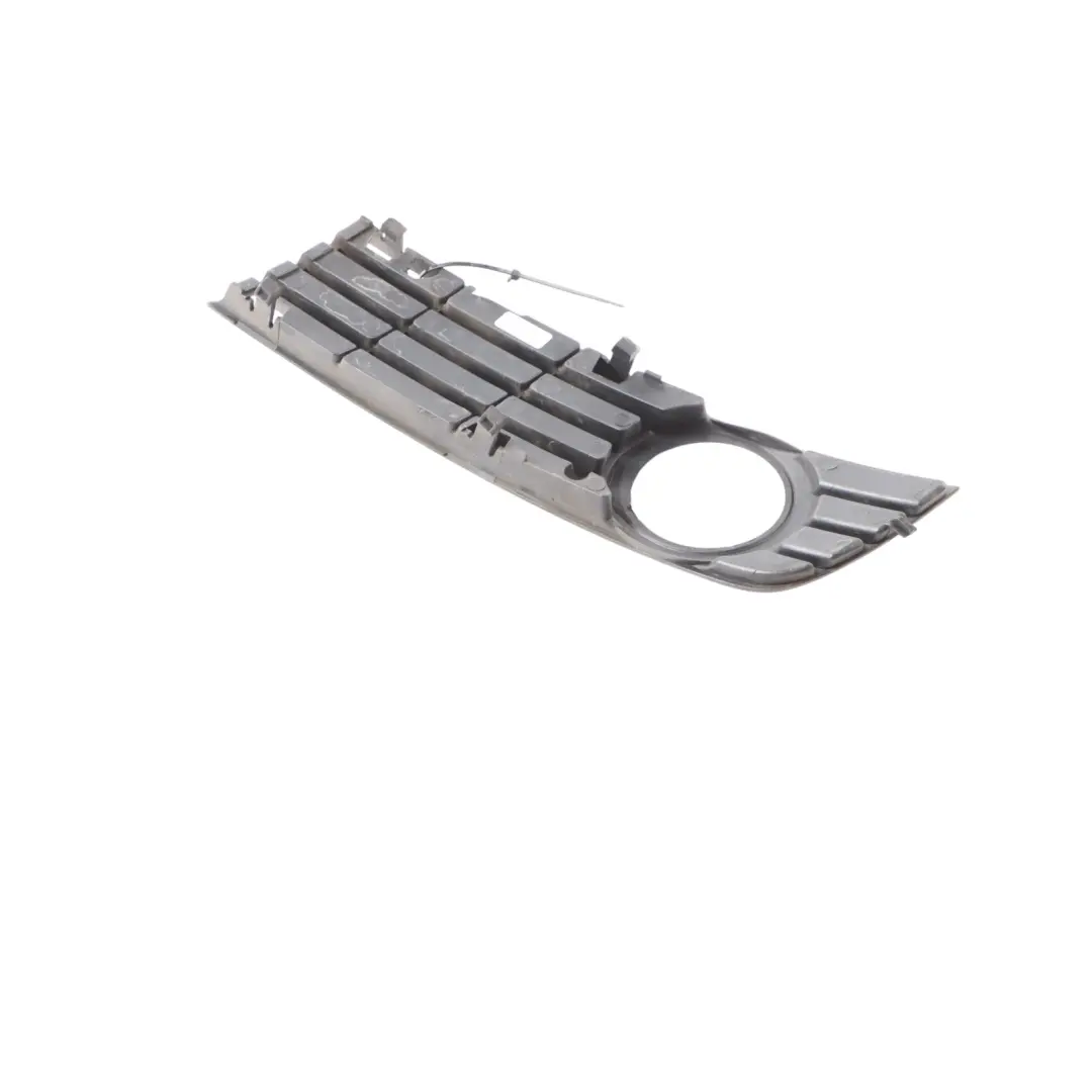 Front Bumper Cover Right O/S Grid Grille Bracket Mount to Audi A4 B6 with Part number 8E0807682A Audi A4 B6 Front Bumper Cover Right O/S Grid Grille Bracket Mount - SKU 8E0807682A - Part number 8E0807682A