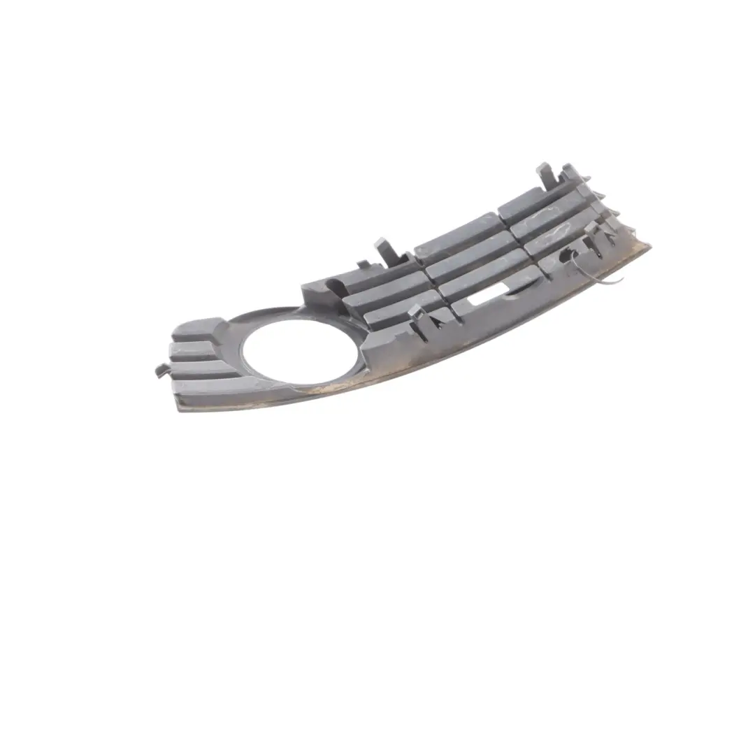 Front Bumper Cover Right O/S Grid Grille Bracket Mount to Audi A4 B6 with Part number 8E0807682A Audi A4 B6 Front Bumper Cover Right O/S Grid Grille Bracket Mount - SKU 8E0807682A - Part number 8E0807682A