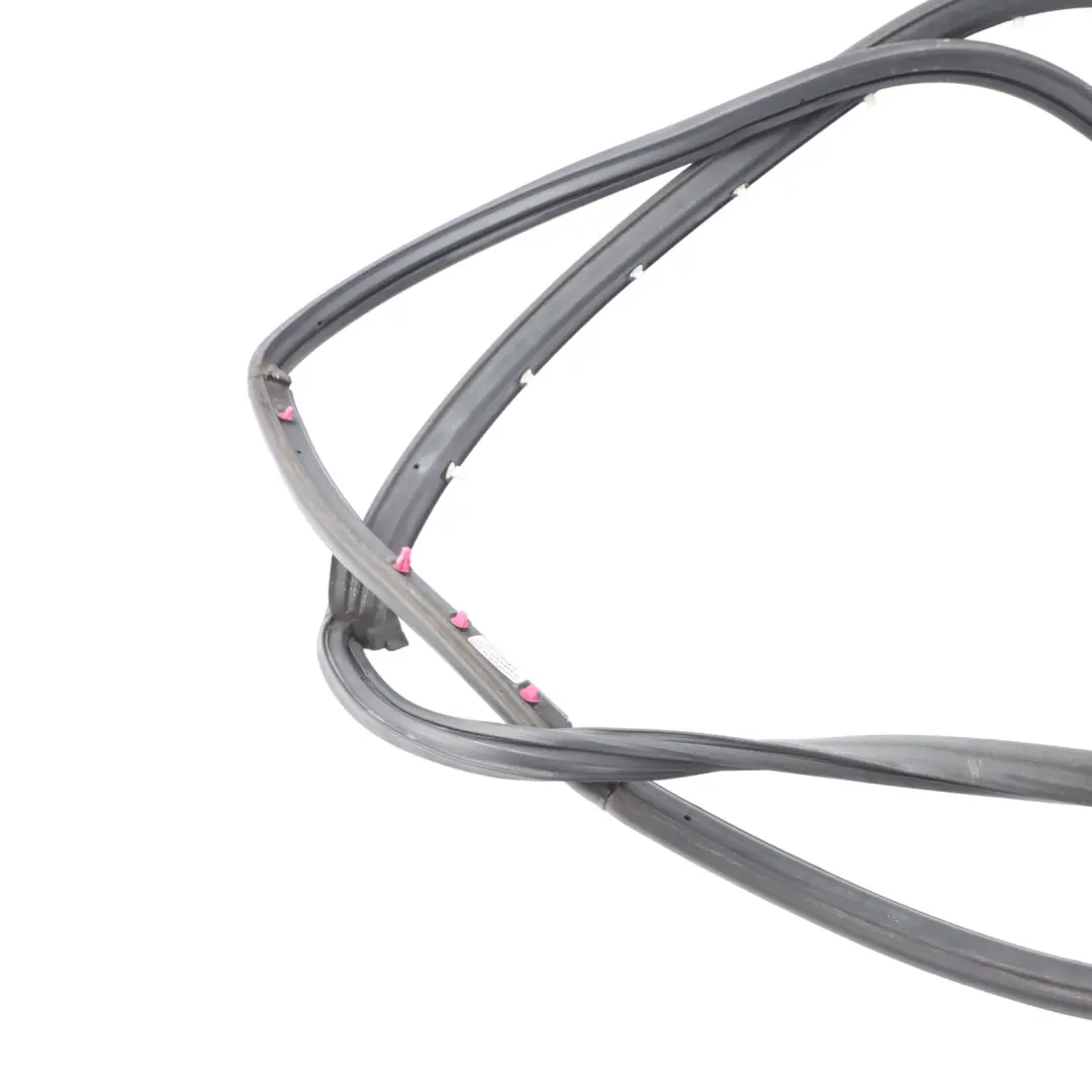 Door Seal Frame Gasket Front Right O/S to Audi A4 B6 B7 Avant with Part number 8E0837912M Audi A4 B6 B7 Avant Door Seal Frame Gasket Front Right O/S - SKU 8E0837912M - Part number 8E0837912M