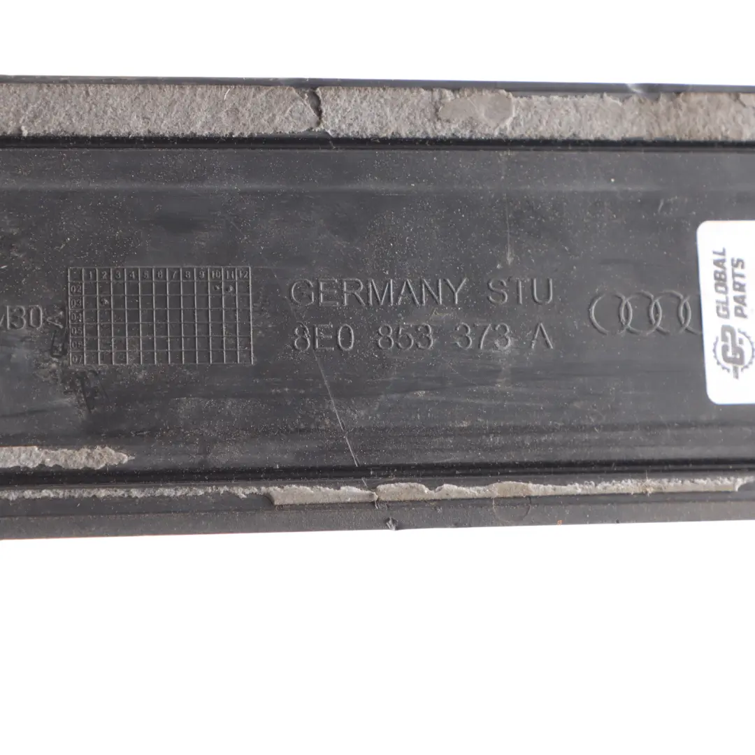 Copertura Battitacco Anteriore Sinistro Pannello per Audi A4 S4 B6 con numero di parte 8E0853373A Audi A4 S4 B6 Copertura Battitacco Anteriore Sinistro Pannello - SKU 8E0853373A - Numero di parte 8E0853373A