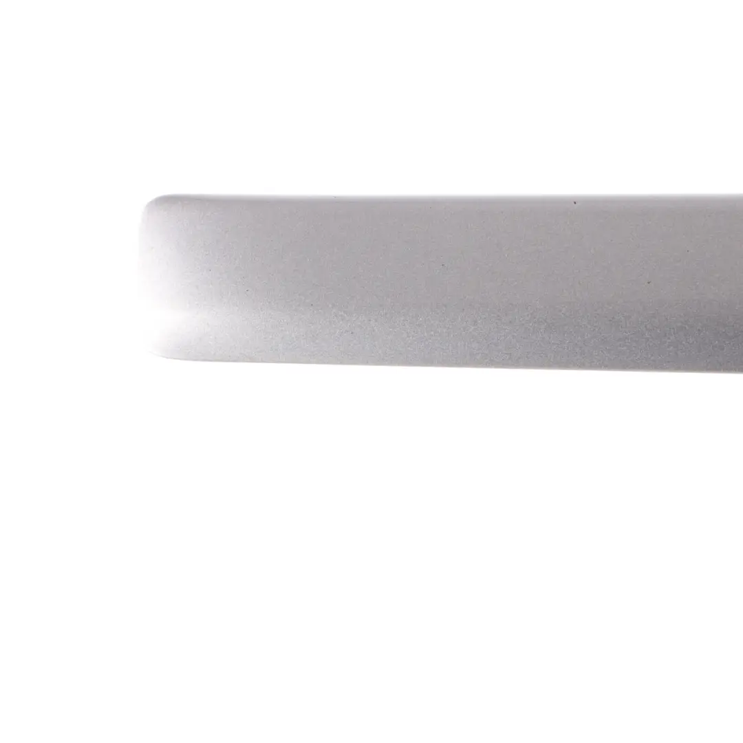 Modanatura Porta Anteriore Destra Argento Akoya Metallizzato Y7H per Audi A4 B7 con numero di parte 8E0853954 Audi A4 B7 Modanatura Porta Anteriore Destra Argento Akoya Metallizzato Y7H - SKU 8E0853954-ASI - Numero di parte 8E0853954