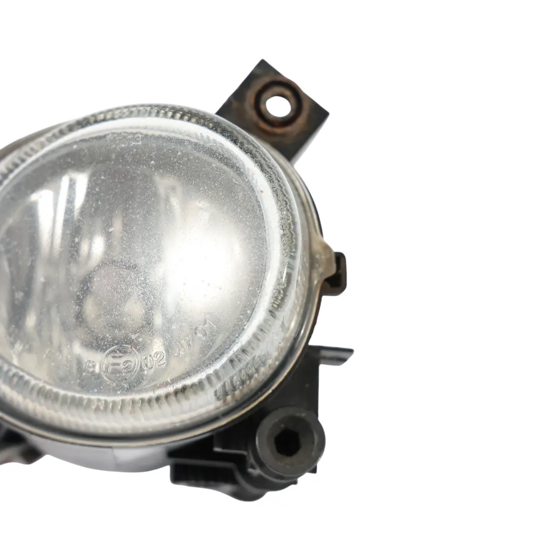 Parachoques Delantero Luz Antiniebla Faro Derecho para Audi A3 8P con número de pieza 8E0941700C Audi A3 8P Parachoques Delantero Luz Antiniebla Faro Derecho - SKU 8E0941700C - Número de pieza 8E0941700C