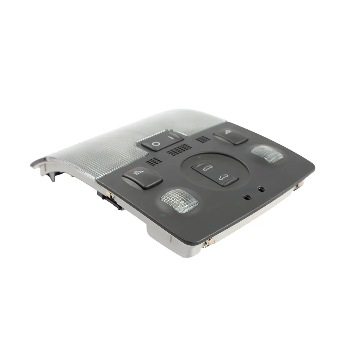 Luz De Techo Delantera Luz Interior Panel De Interruptores para Audi A3 8P con número de pieza 8E0947106 Audi A3 8P Luz De Techo Delantera Luz Interior Panel De Interruptores - SKU 8E0947106 - Número de pieza 8E0947106