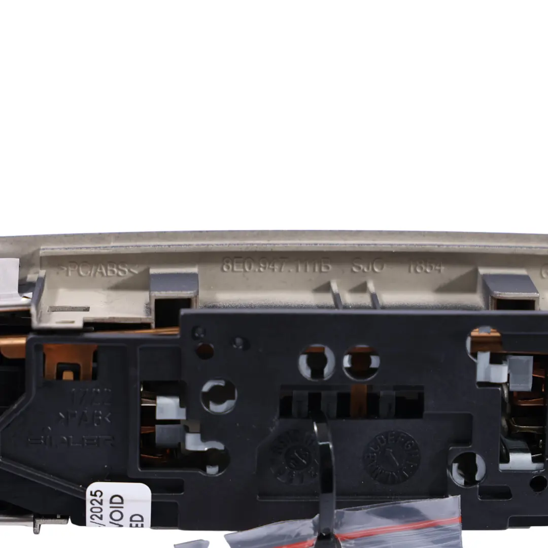 Testata Posteriore Interruttore Luce Interruttore Nero per Audi A3 8P con numero di parte 8E0947111B Audi A3 8P Testata Posteriore Interruttore Luce Interruttore Nero - SKU 8E0947111B - Numero di parte 8E0947111B