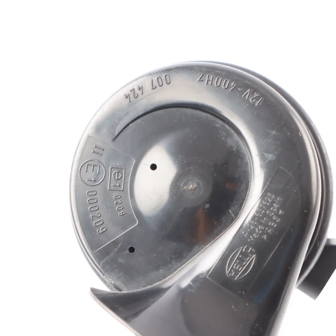 Front Low Tone Horn Fanfare Siren Alarm Signal 8E0951221A to Audi A4 B7 with Part number 8E0951221E Audi A4 B7 Front Low Tone Horn Fanfare Siren Alarm Signal 8E0951221A - SKU 8E0951221E - Part number 8E0951221E