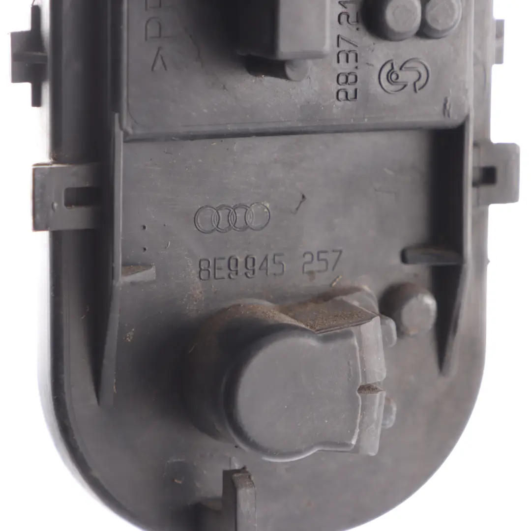 Audi A4 B6 Tail Light Lamp Bulb Socket Holder Bracket Rear Left N/S - SKU 8E9945257 - Part number 8E9945257