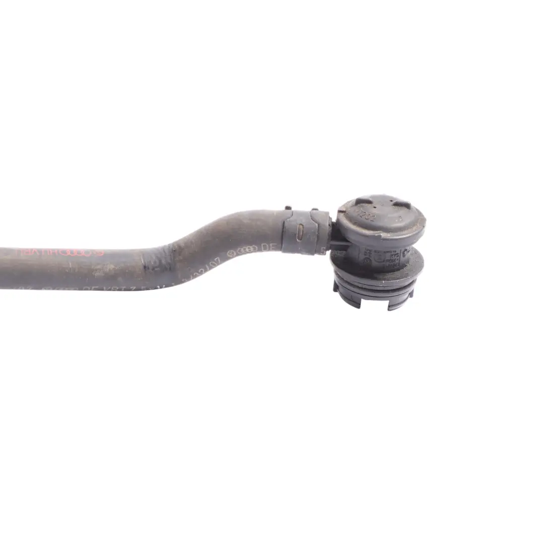 Audi TT 8J Tuyau Valve Canister Charbon Actif - SKU 8J0201160C - Numéro de pièce 8J0201160C