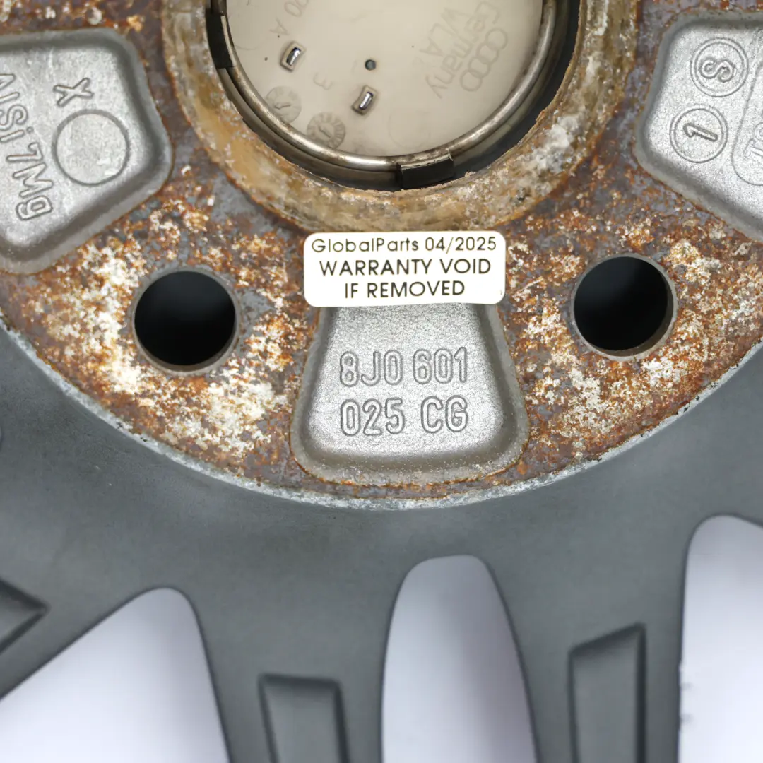 Felga Aluminiowa Szara 19" ET:52 9J do Audi TTS 8J o numerze 8J0601025CG Audi TTS 8J Felga Aluminiowa Szara 19" ET:52 9J - SKU 8J0601025CG-1 - Numer Części 8J0601025CG