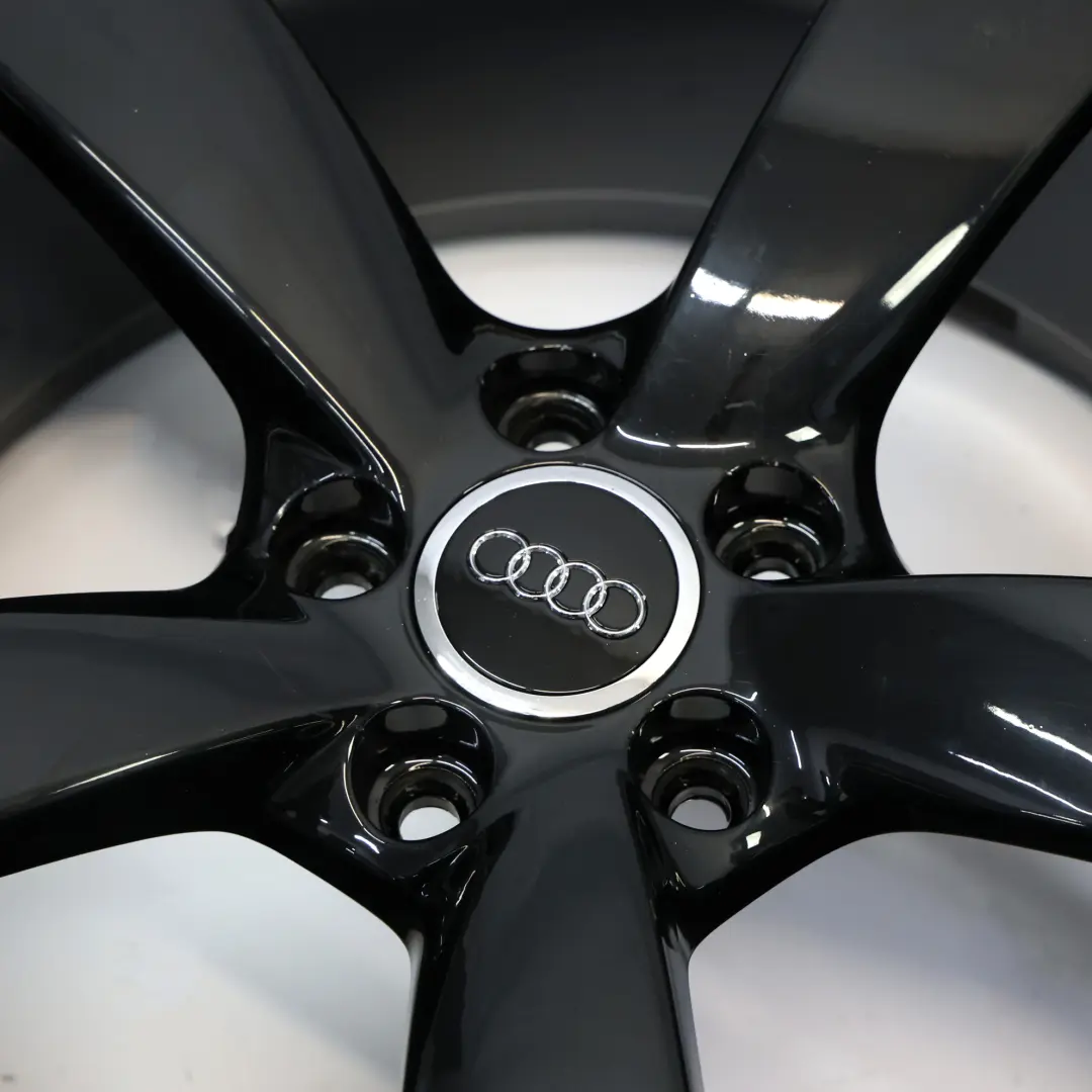 Mk2 8J Cerchio Lega Rotore Nero 19" ET:52 9J Speedline per Audi TT con numero di parte 8J0601025DD Audi TT Mk2 8J Cerchio Lega Rotore Nero 19" ET:52 9J Speedline - SKU 8J0601025DD-1 - Numero di parte 8J0601025DD