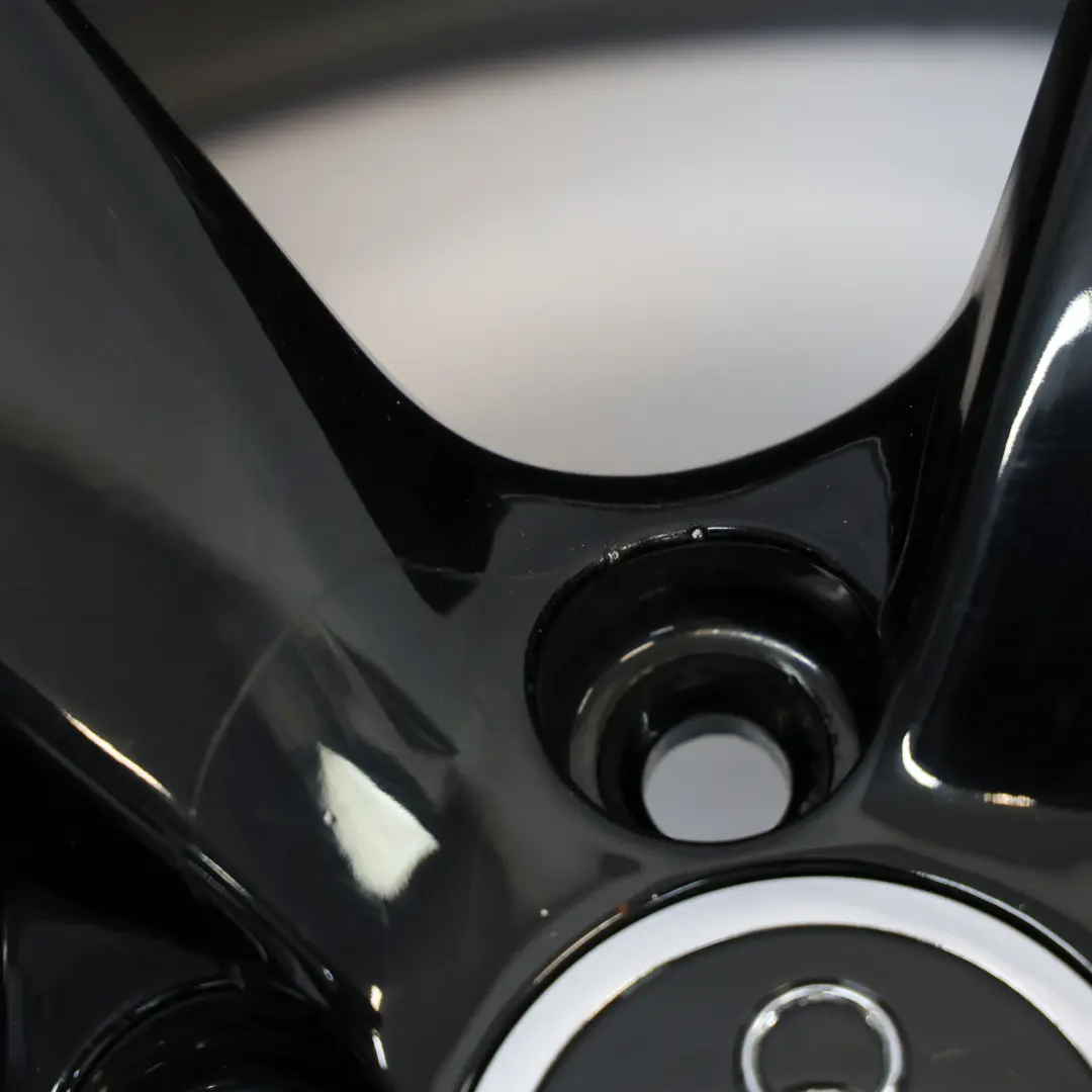 Mk2 8J Cerchio Lega Rotore Nero 19" ET:52 9J Speedline per Audi TT con numero di parte 8J0601025DD Audi TT Mk2 8J Cerchio Lega Rotore Nero 19" ET:52 9J Speedline - SKU 8J0601025DD-1 - Numero di parte 8J0601025DD