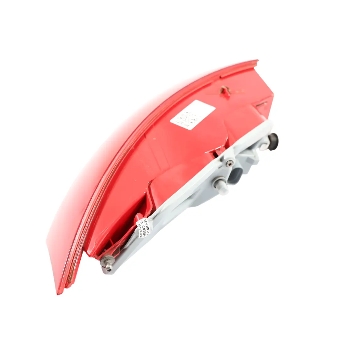 Feu Arrière Droit Pour Feu De Coffre Hayon pour Audi TT 8J à propos du numéro de pièce 8J0945096B Audi TT 8J Feu Arrière Droit Pour Feu De Coffre Hayon - SKU 8J0945096B-1 - Numéro de pièce 8J0945096B