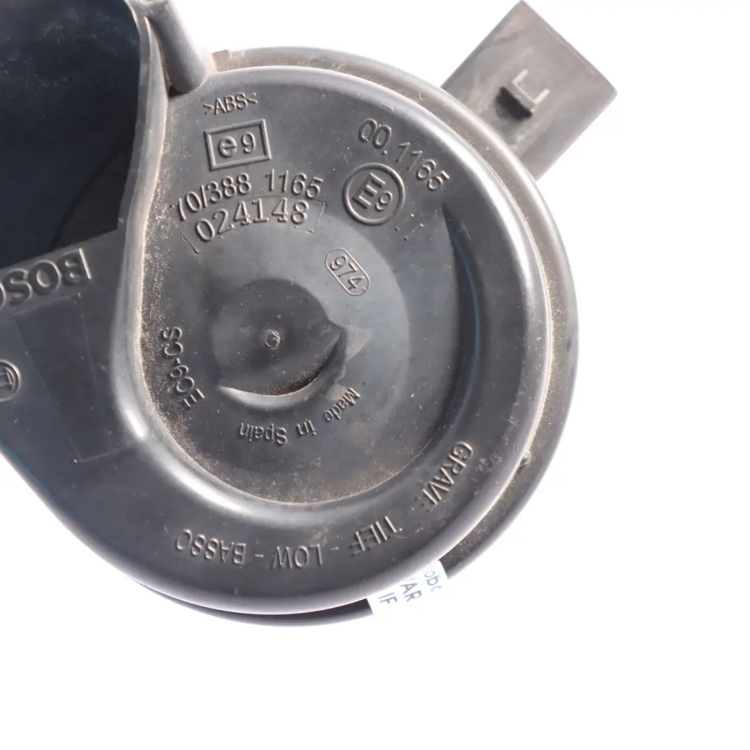 Horn Signal Electronic Fanfare Signal Low Tone to Audi TT 8J with Part number 8J0951221A Audi TT 8J Horn Signal Electronic Fanfare Signal Low Tone - SKU 8J0951221A - Part number 8J0951221A