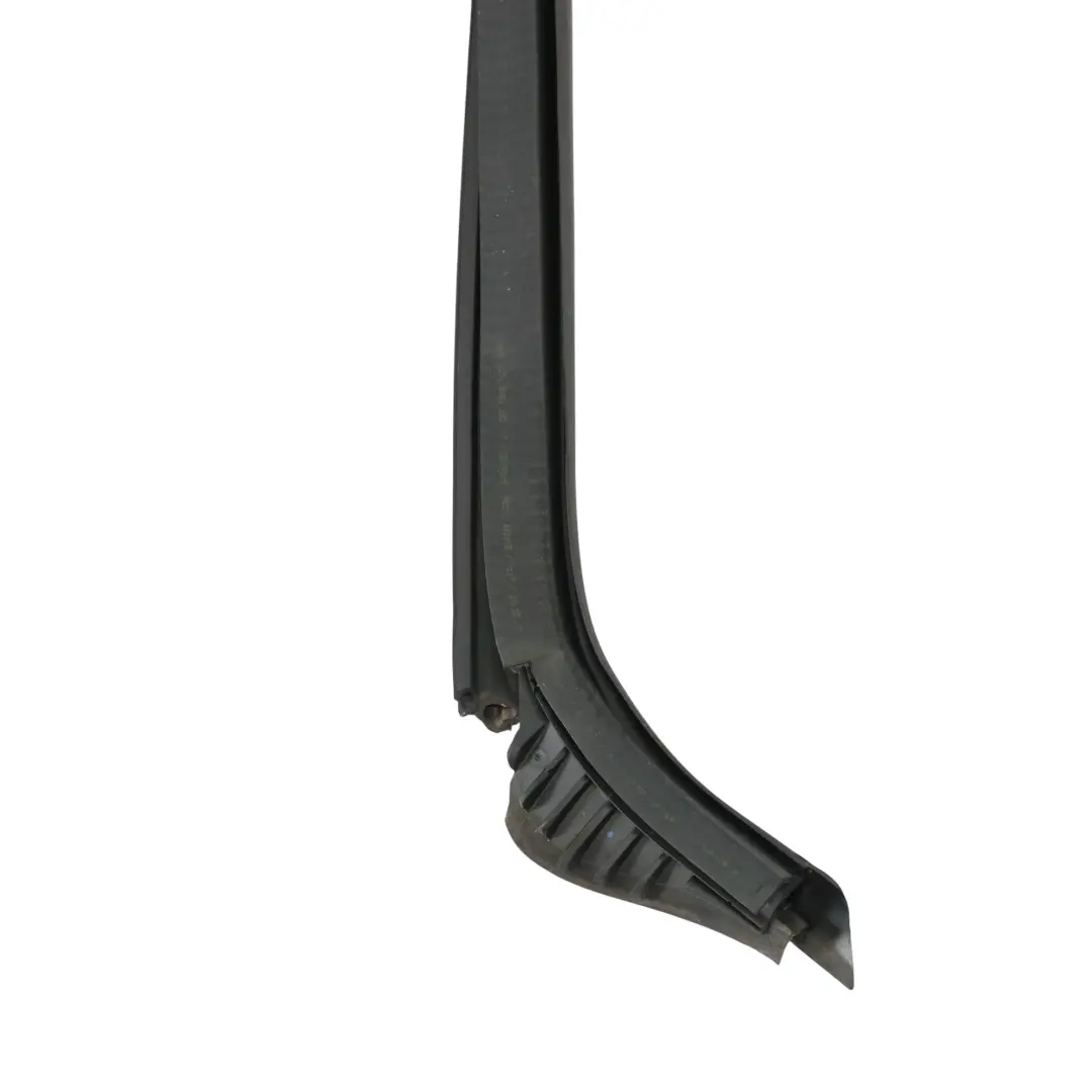 Tetto Guarnizione Guida Telaio Gomma per Audi TT 8J Coupe Roadster con numero di parte 8J7845353D Audi TT 8J Coupe Roadster Tetto Guarnizione Guida Telaio Gomma - SKU 8J7845353D - Numero di parte 8J7845353D